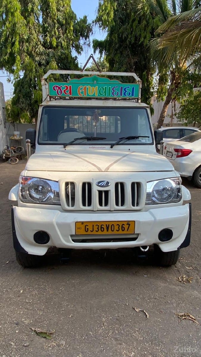 MAHINDRA BOLERO CNG