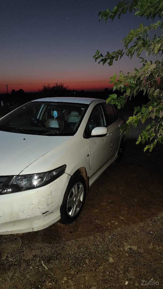 Honda city
હોન્ડા સિટી - Cars - Lodhika - Image 2