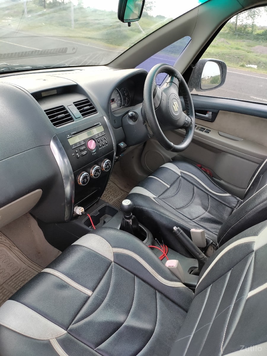 Sx4 Zxi Top Model - કાર - લાલપુર - Image 3