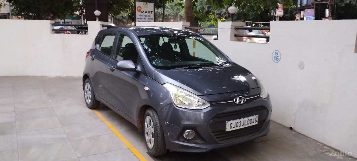 hyundai grand i10 Automatic CNG hyundai grand i10 Automatic CNG