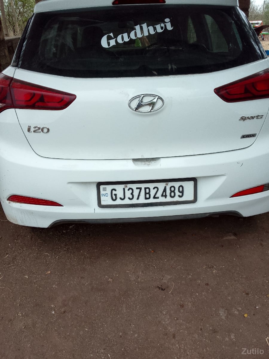 i20 ghadi ekchej karvi che - Cars - Dwarka - Image 3