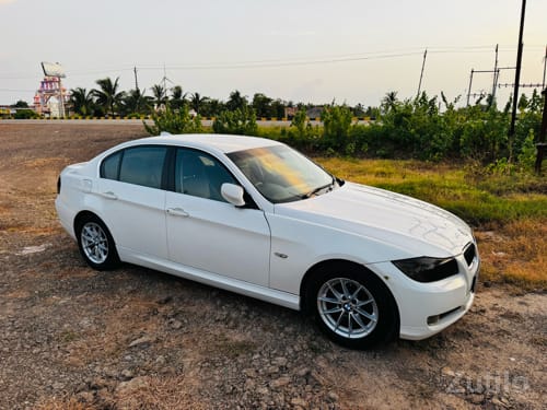Bmw 320d 2010 model
