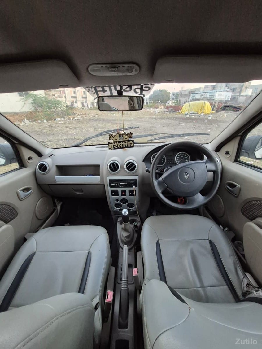 લોગાન ગાડી વેચવાની છે - કાર - જામનગર શહેર - Image 2