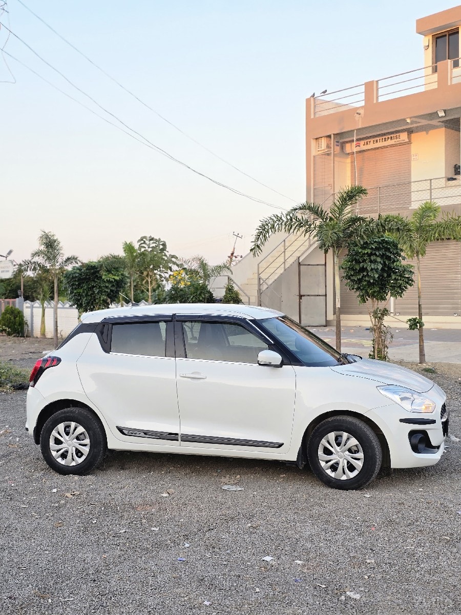 maruti Suzuki sweft vxi petrol - Cars - Amreli City - Image 2