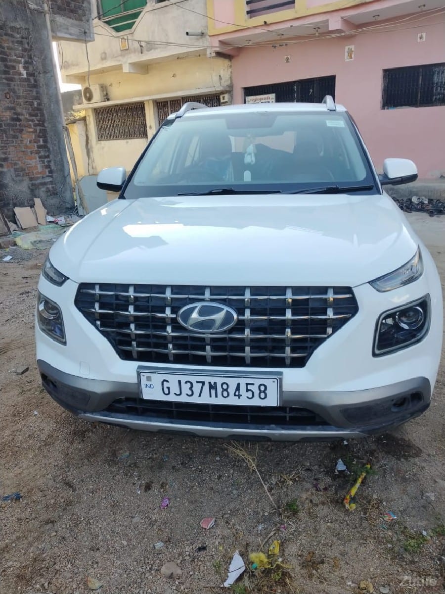 hundai venyu વેચવાની છે hundai venyu વેચવાની છે