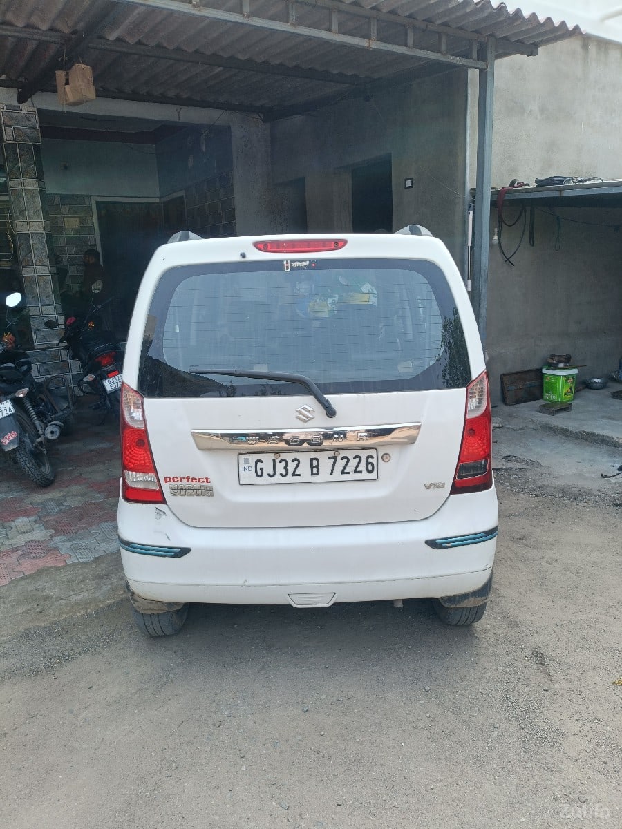 વેચવાની છે - કાર - સોમનાથ - Image 2
