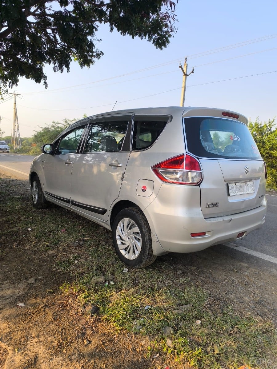 વેચવા ની છે - Cars - Mangrol - Image 2