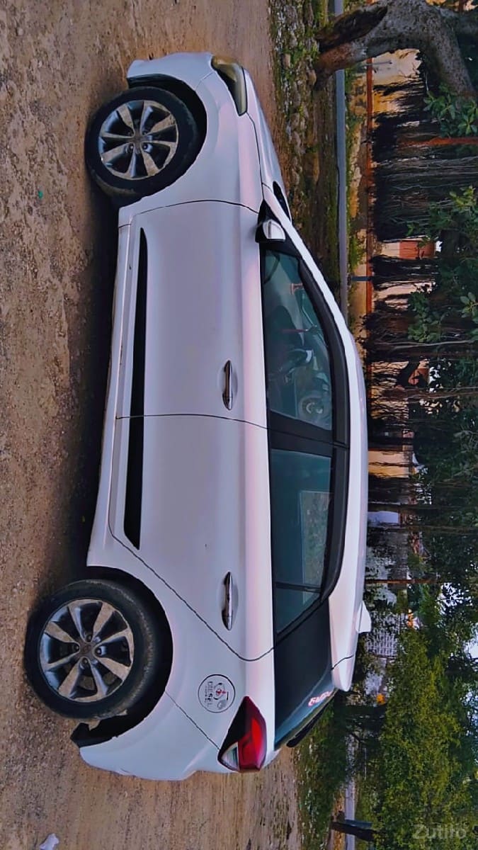 Hyundai i20 Asta - Cars - Mangrol - Image 2