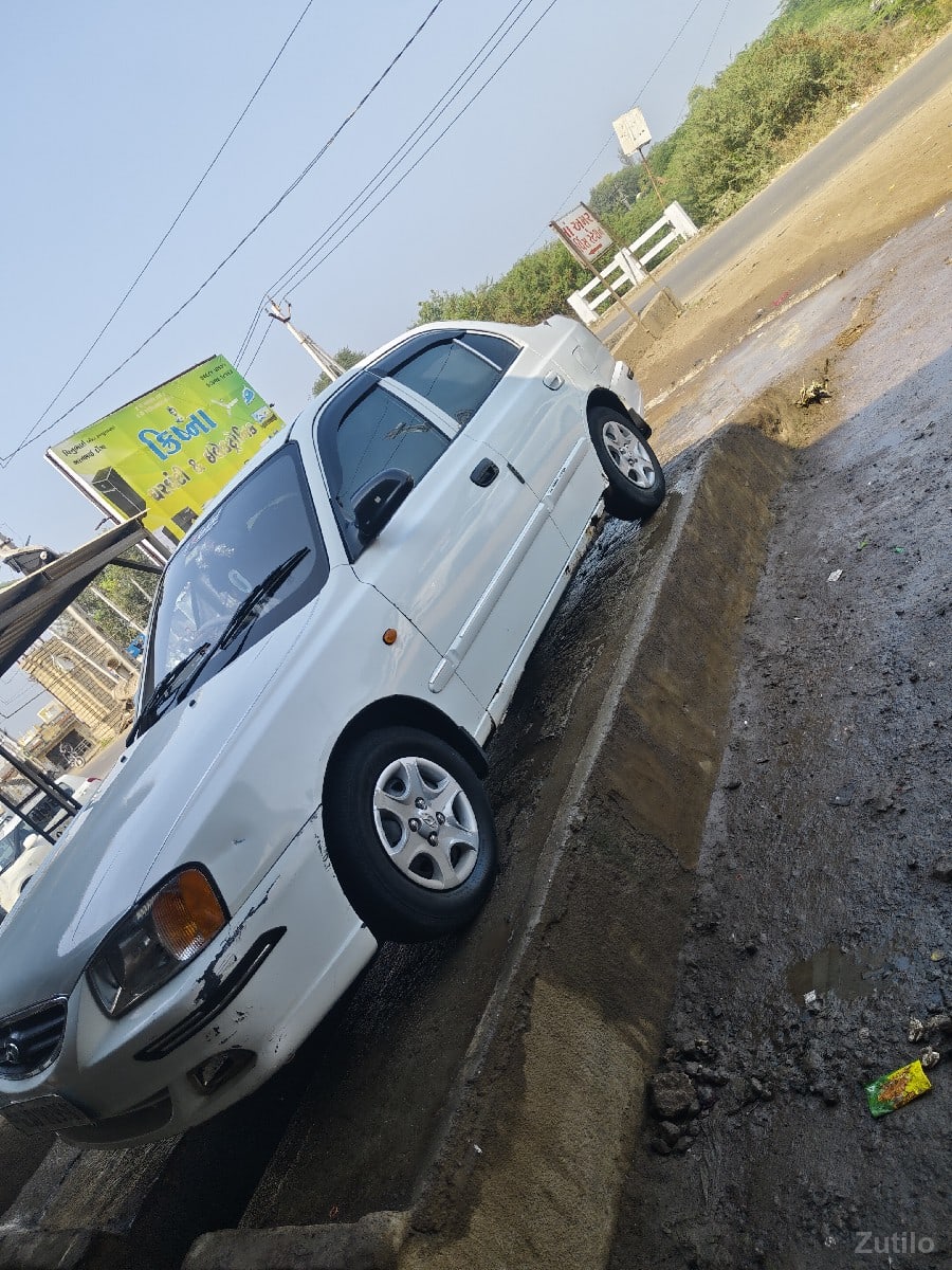 hundai accent આપવાની છે - Cars - Surat City - Image 2
