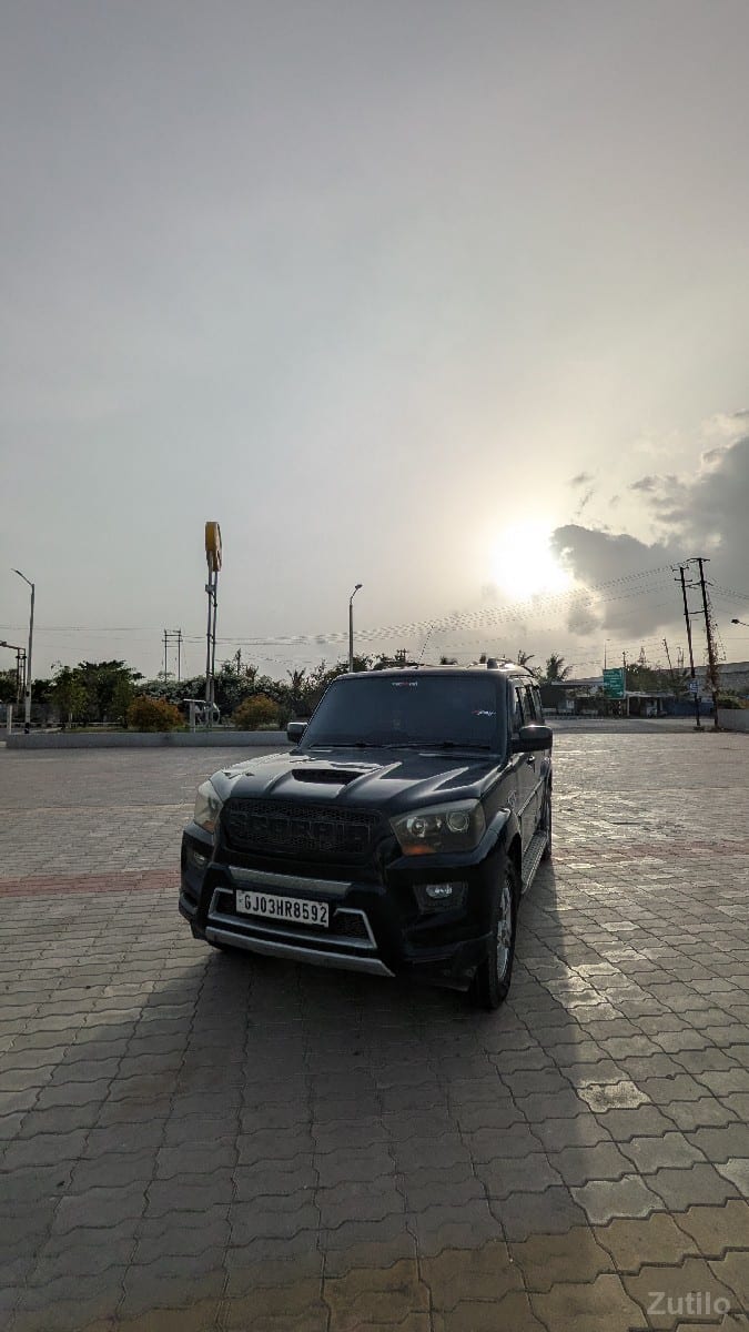 scorpio s10