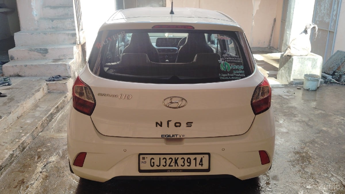 i 10 નીયોશ વેચવાની છે - Cars - Somnath - Image 3