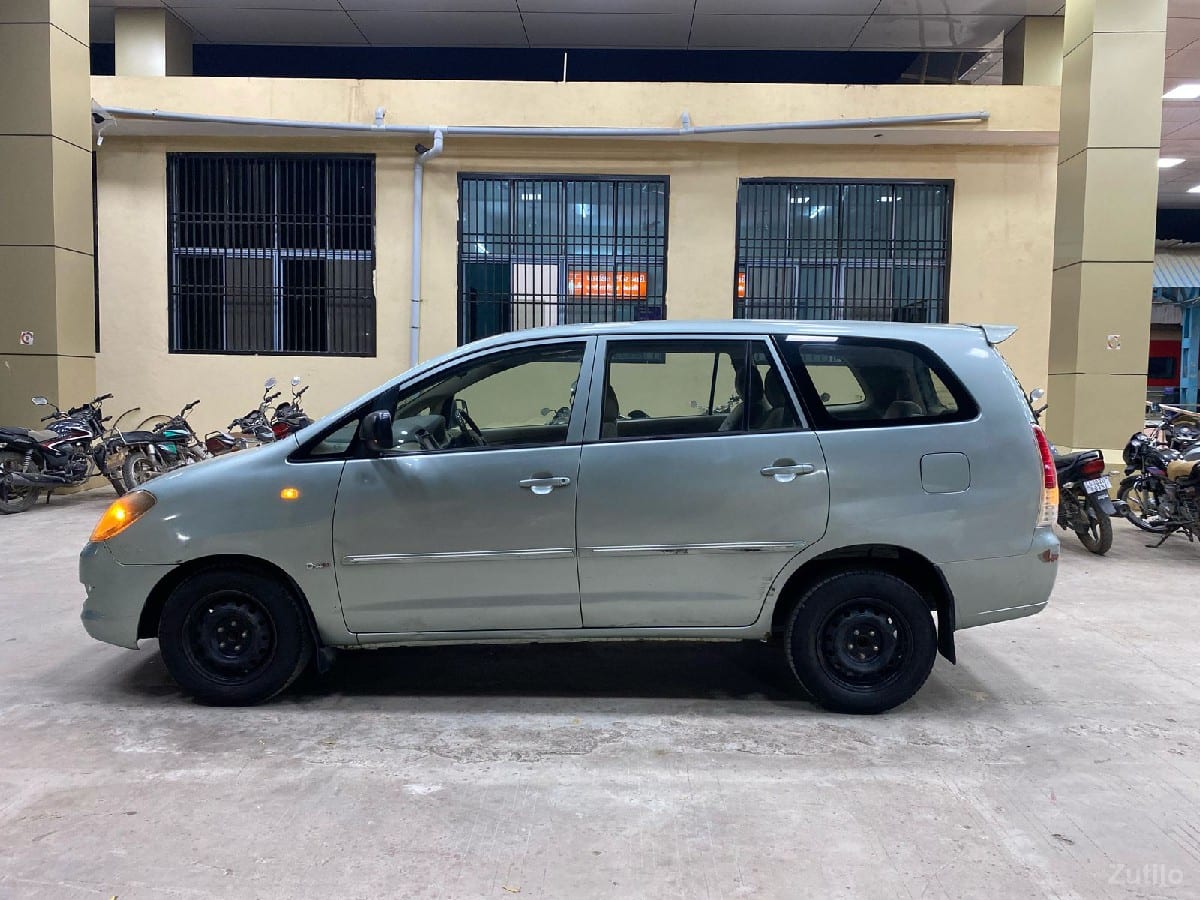 TOYOTA INNOVA G4 TOYOTA INNOVA G4