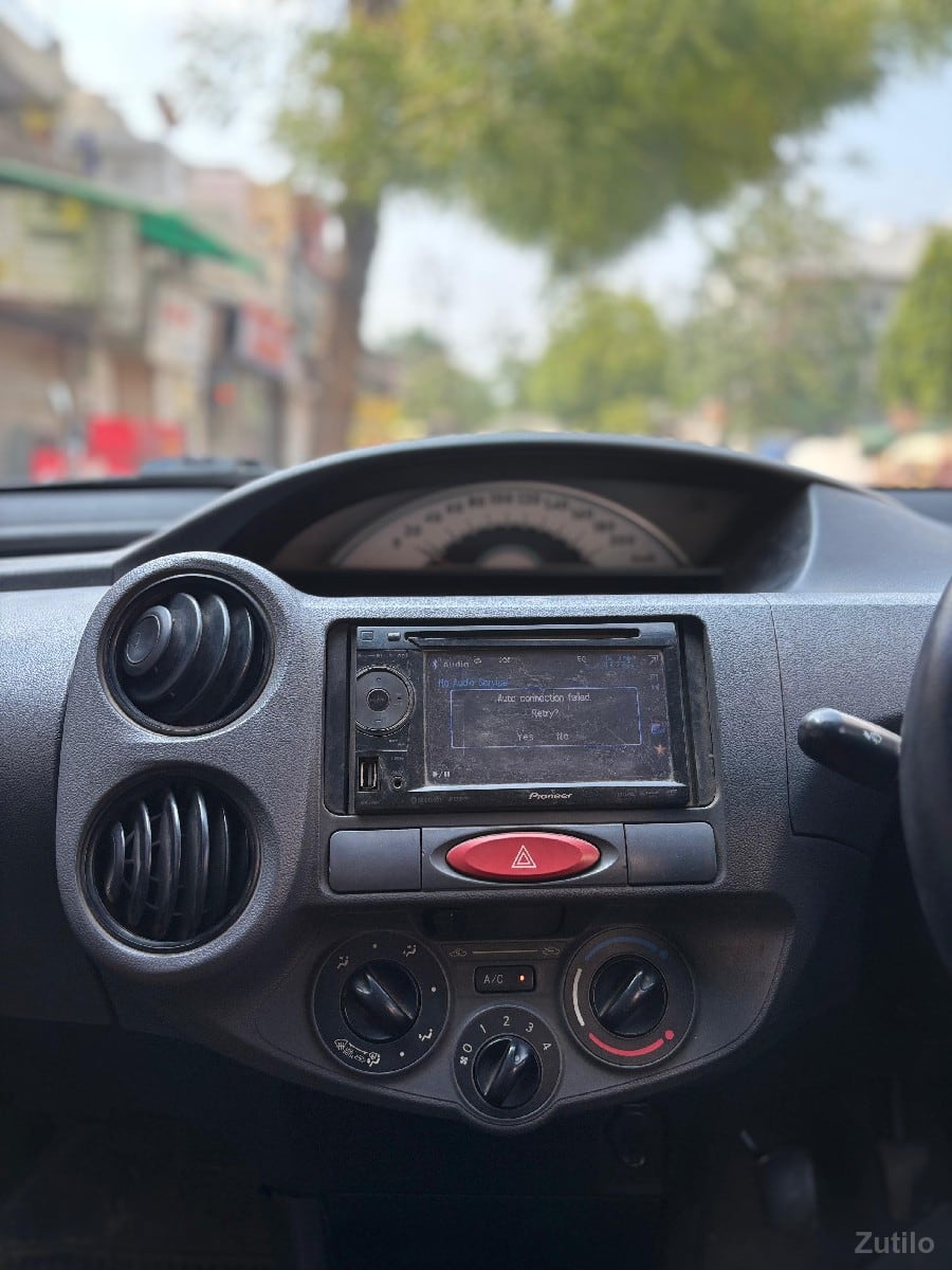 Toyota Etios - Cars - Jamnagar City - Image 3
