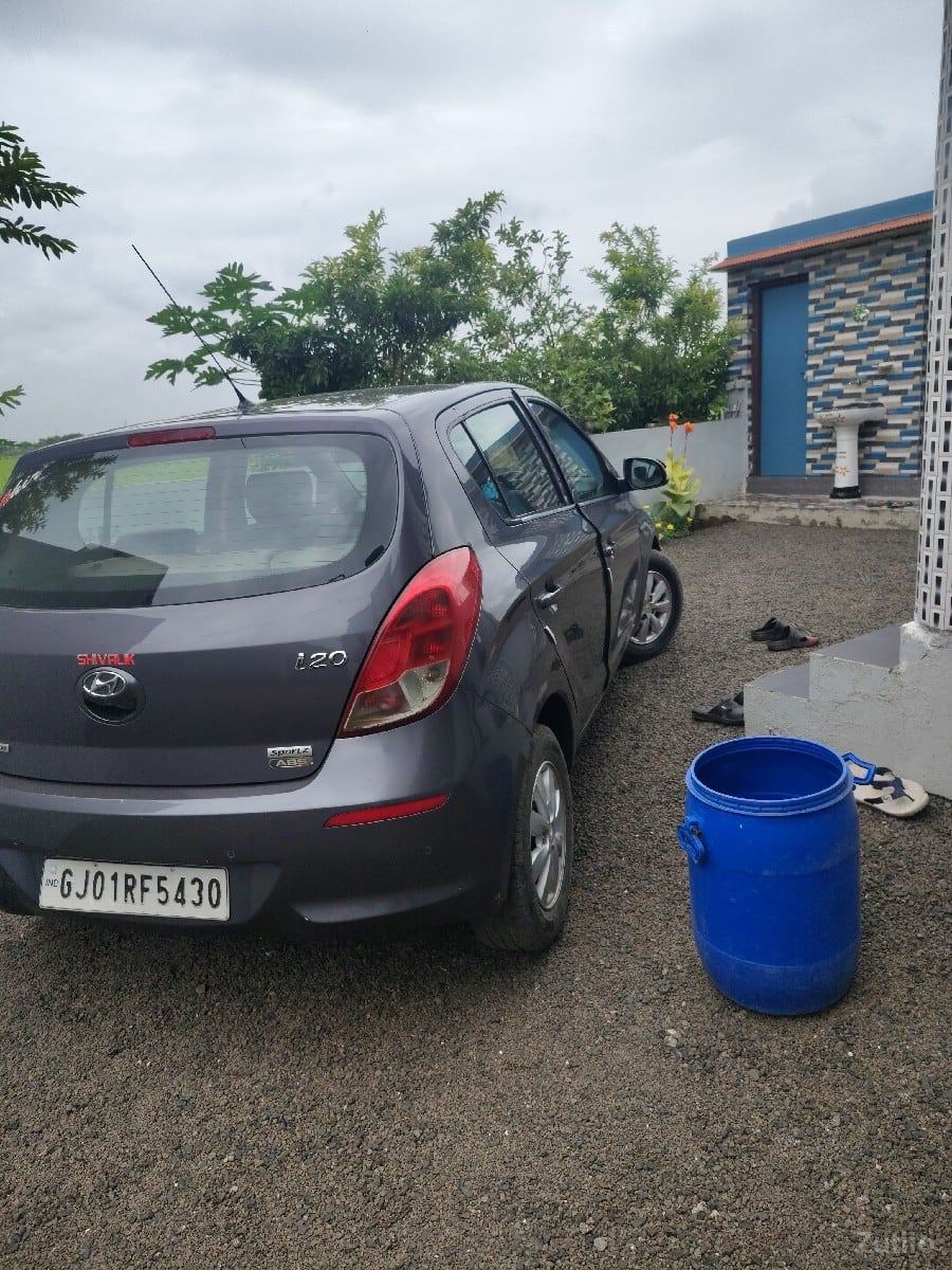 i20 car vechvani che - કાર - દ્વારકા - Image 3