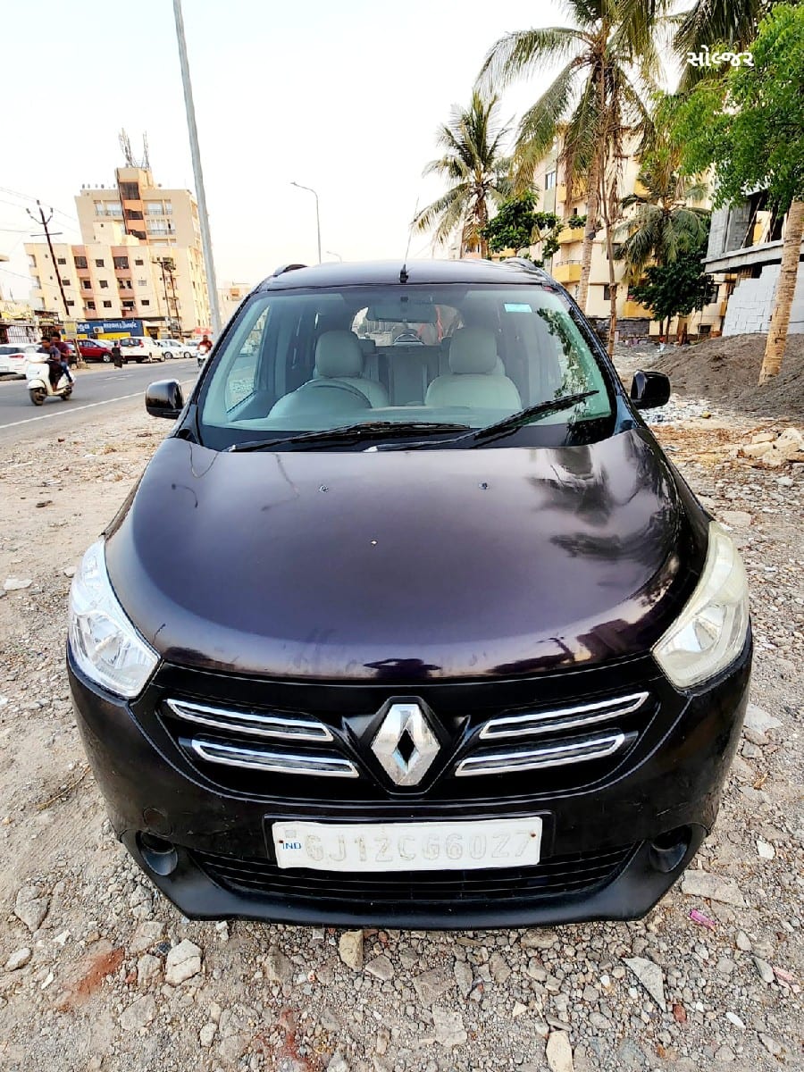 Renault lodgy Diesel sitting Renault lodgy Diesel sitting