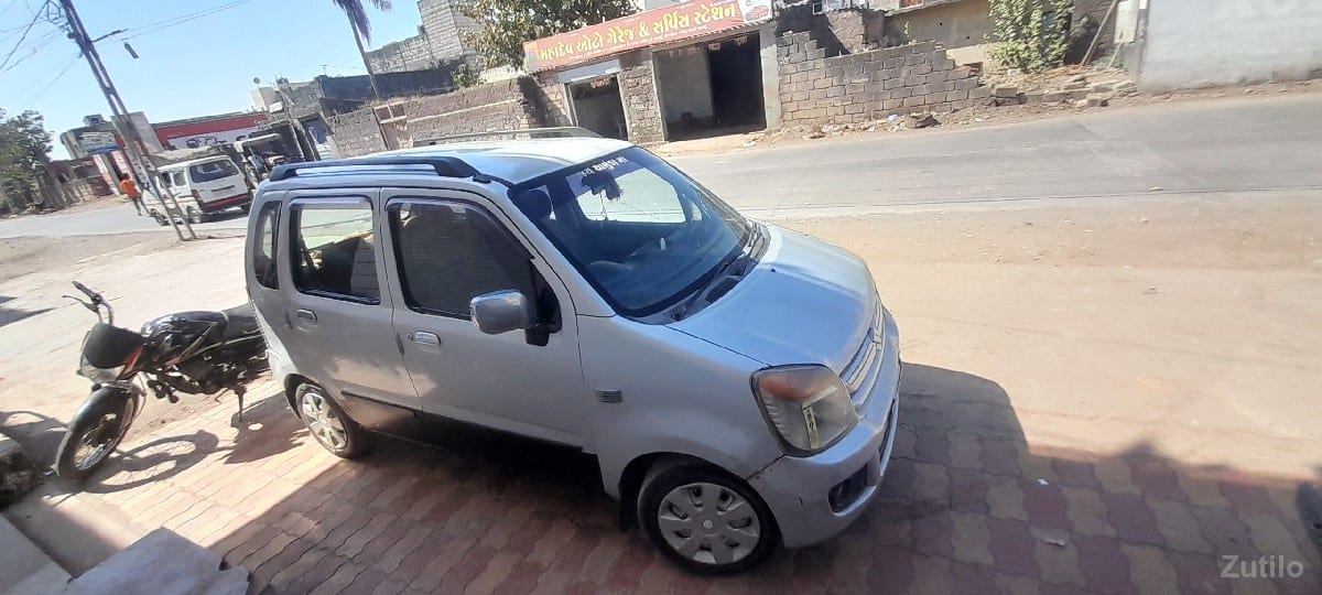 વેચવાની છે - Cars - Bhanvad - Image 2
