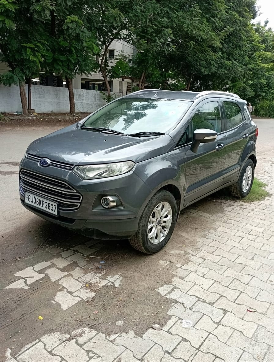 Ford ecosport Diesel 2017 - કાર - વડોદરા શહેર - Image 2