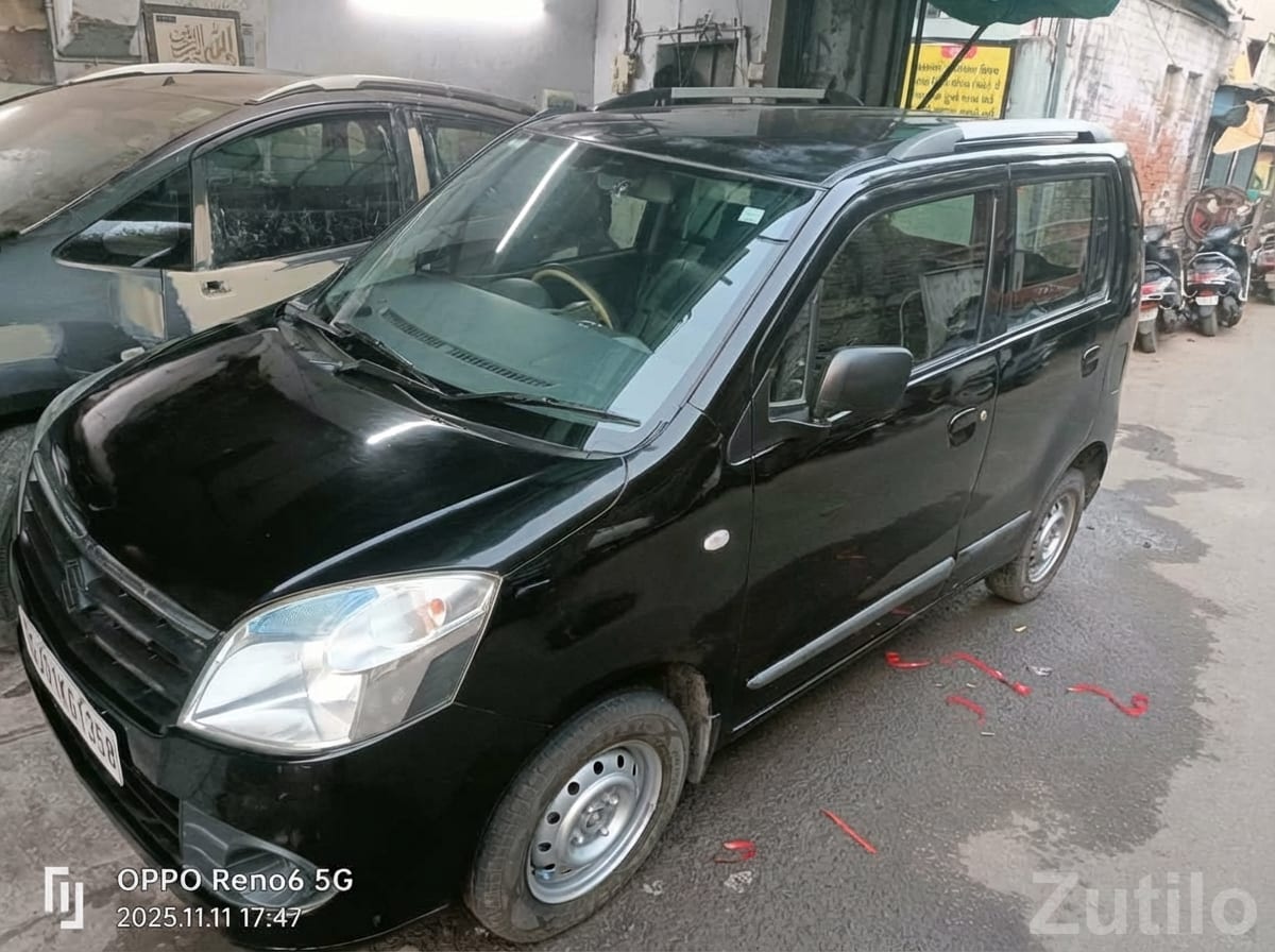 Black Maruti WagonR Used Petrol Car - Cars - Ahmedabad City - Image 4