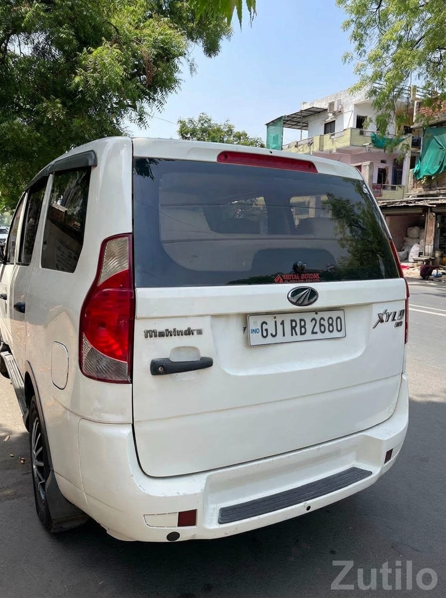 Mahindra Xylo 2013 D4 Diesel White - Cars - Ahmedabad City - Image 3