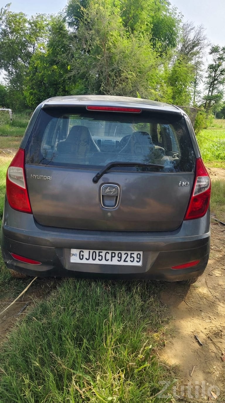Hyundai i10 Kappa 2011 Grey Hatchback - Cars - Tharad - Image 3
