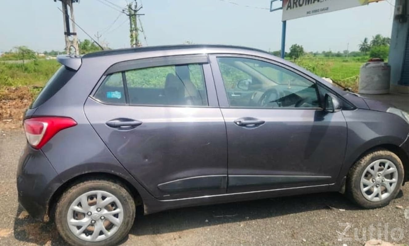 Hyundai i10 Sportz 1.2 Grey Hatchback - કાર - કેશોદ - Image 2
