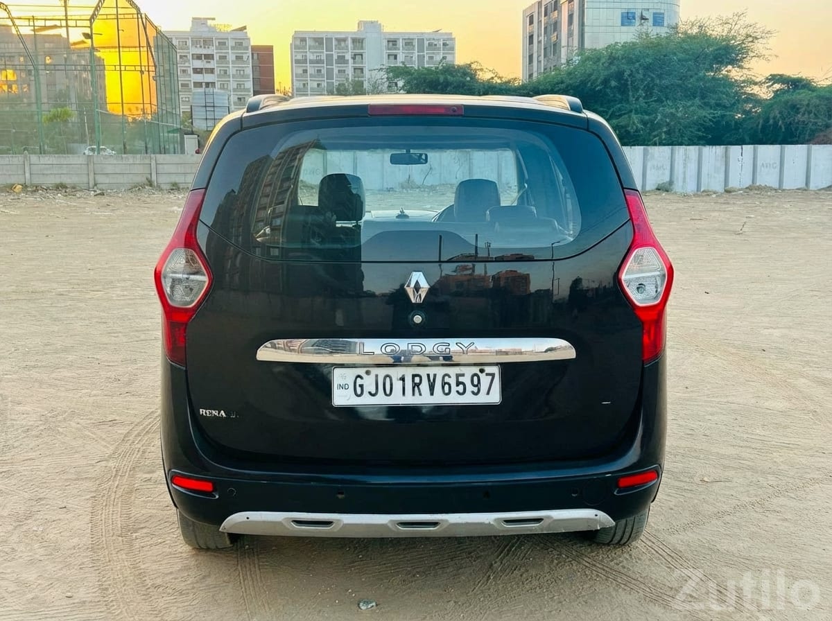 2016 Renault Lodgy Black 7-Seater MPV - કાર - અમદાવાદ શહેર - Image 2