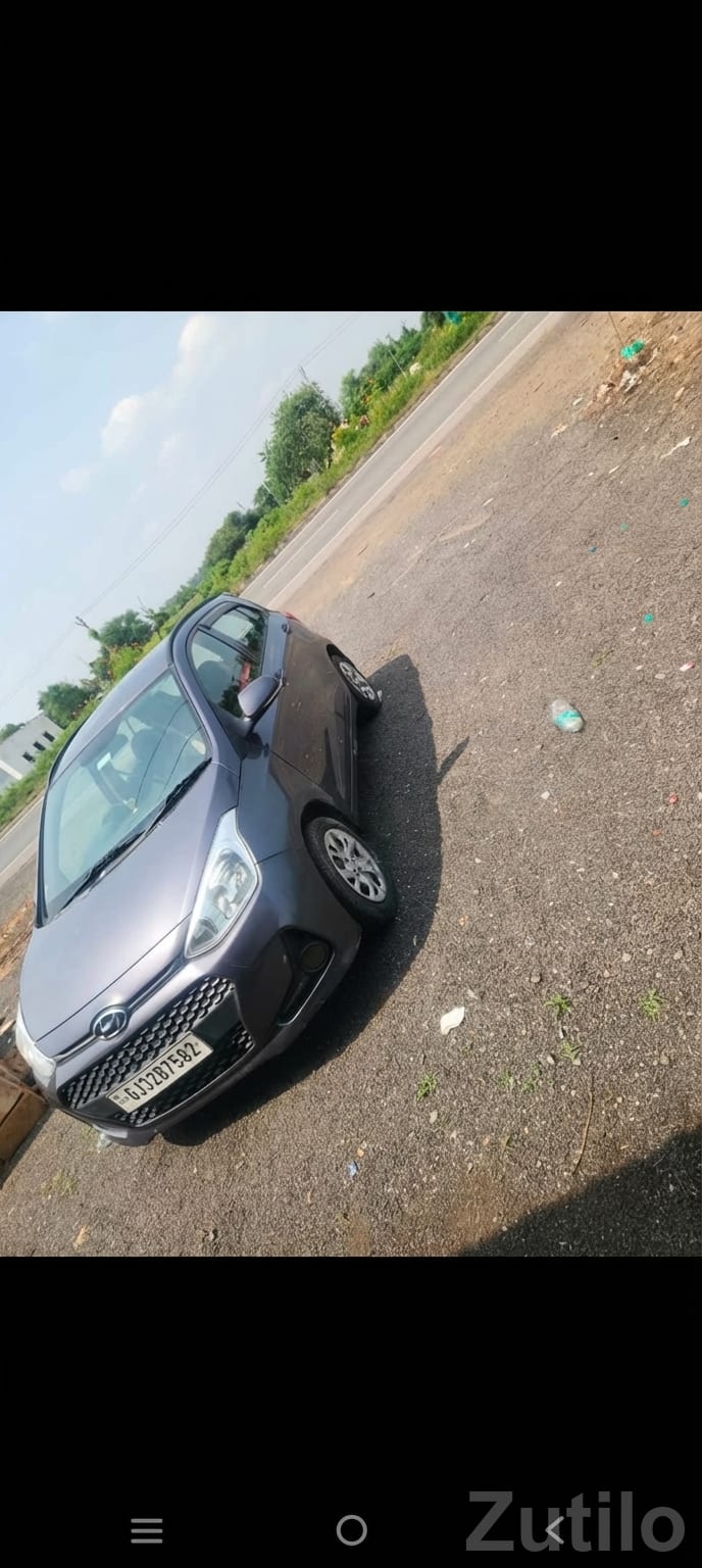 Hyundai i10 Sportz 1.2 Grey Hatchback - કાર - કેશોદ - Image 3