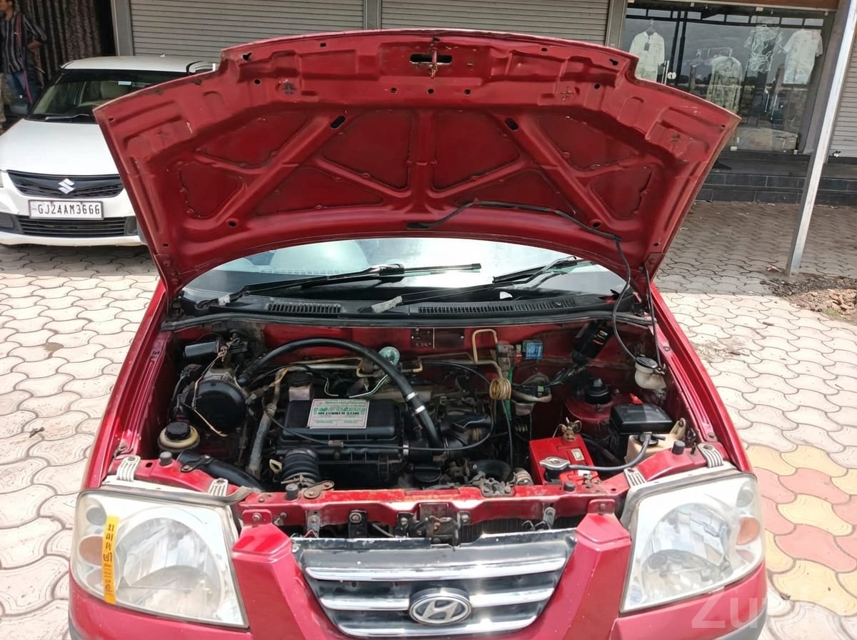 Hyundai Santro CNG City Car - કાર - જસદણ - Image 4