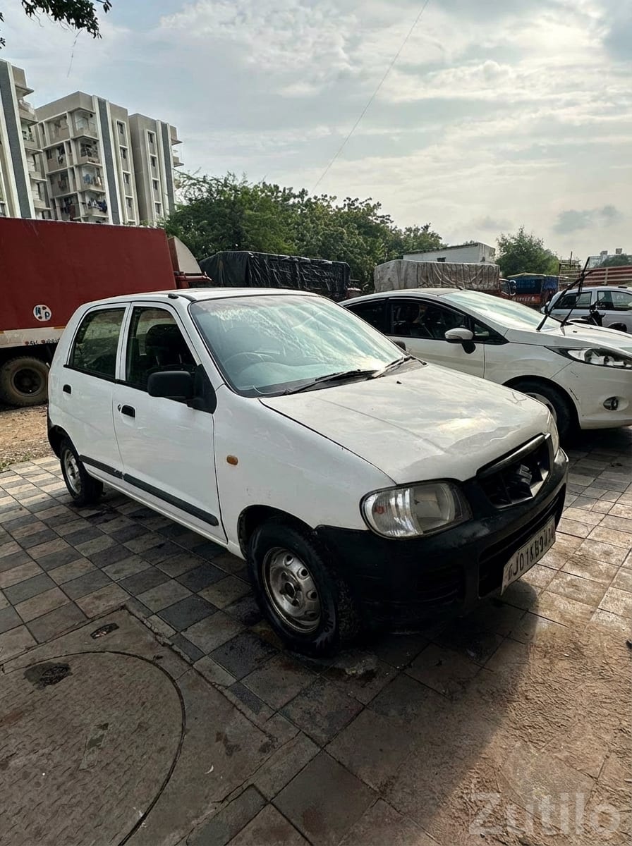 Maruti Alto 2010 CNG – White Hatchback - કાર - અમદાવાદ શહેર - Image 3