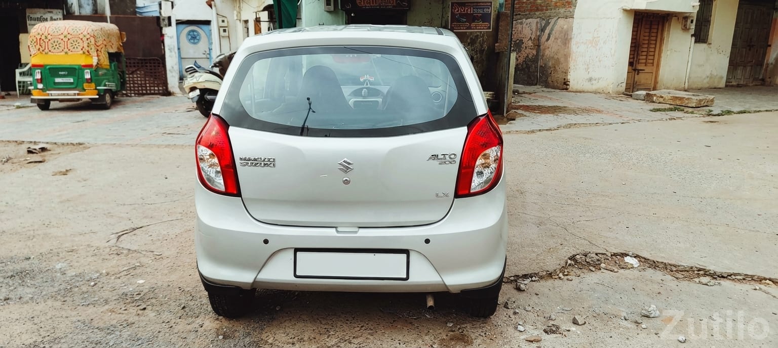 Maruti Suzuki Alto 800 LX – White Hatchback Maruti Suzuki Alto 800 LX – White Hatchback