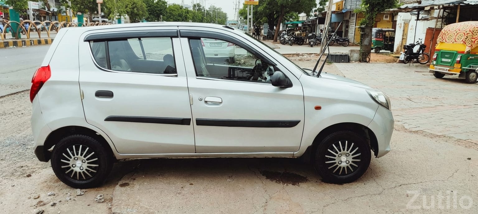 Maruti Suzuki Alto 800 LX – White Hatchback - Cars - Ahmedabad City - Image 4