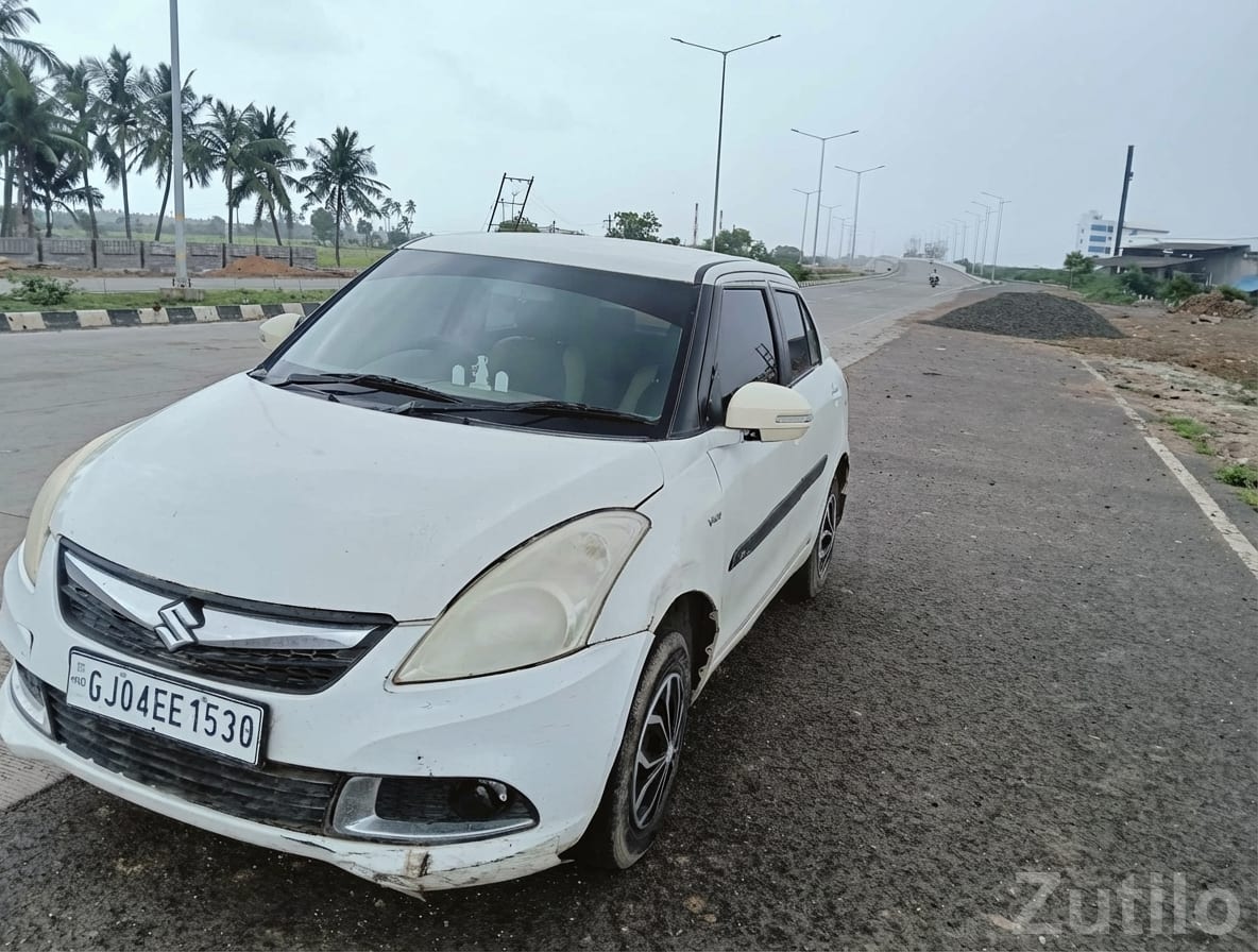 White Swift Dzire Diesel – Well Maintained - કાર - ભાવનગર શહેર - Image 2