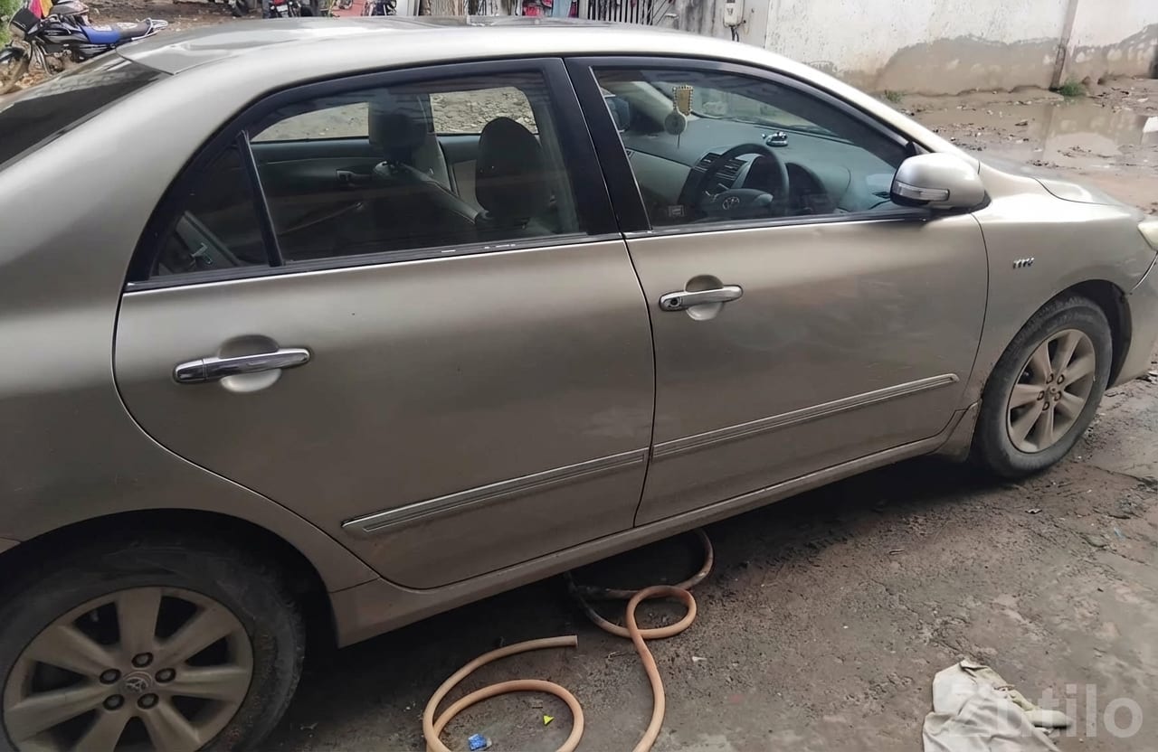 Toyota Corolla Altis Sedan – Beige