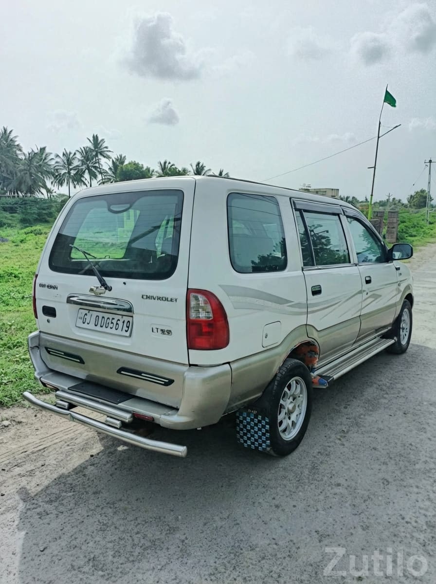 Chevrolet Tavera LT Spacious Diesel MPV Chevrolet Tavera LT Spacious Diesel MPV