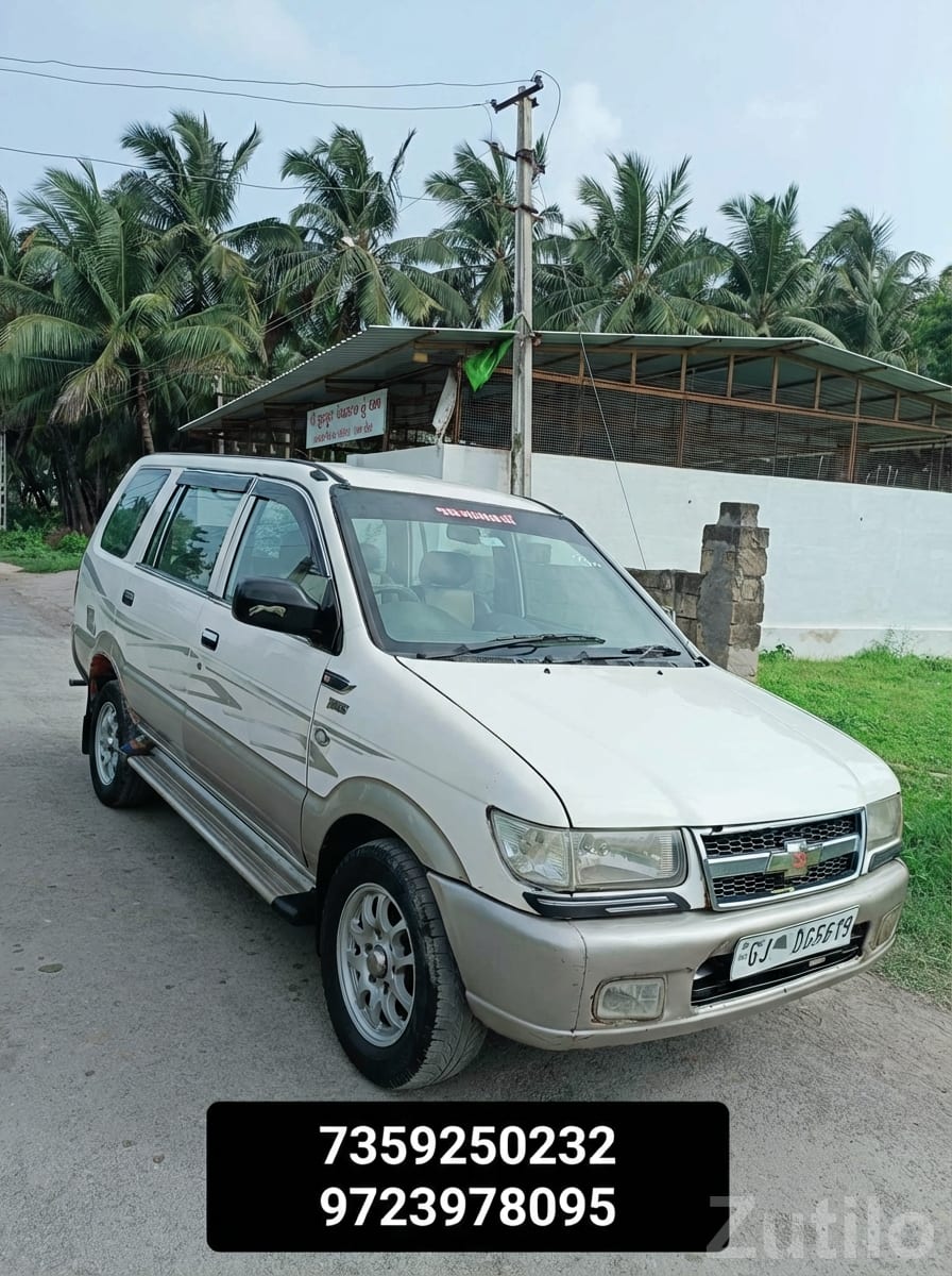 Chevrolet Tavera LT Spacious Diesel MPV - Cars - Talala - Image 3