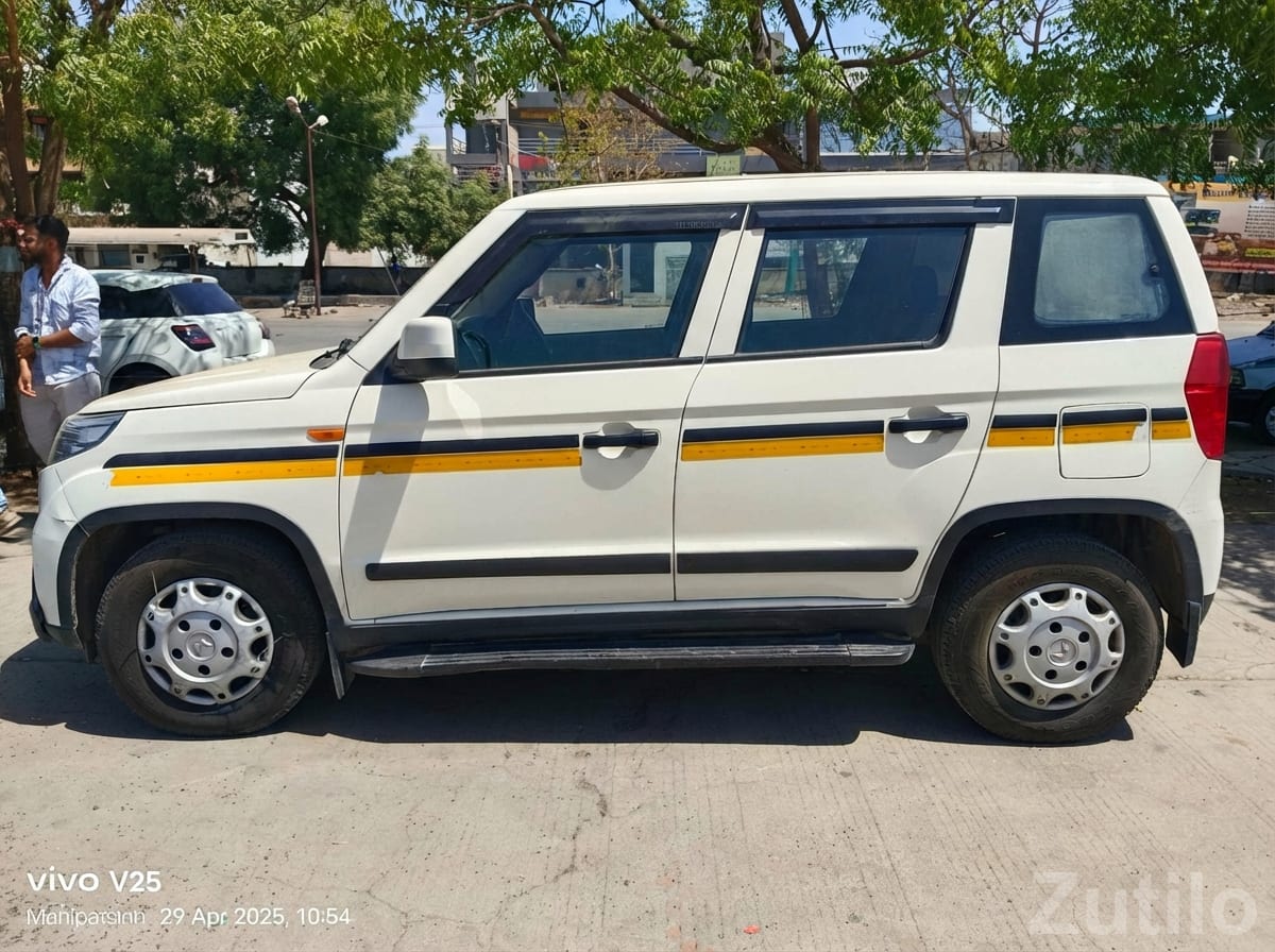 White Mahindra TUV300 Commercial SUV - Cars - Upleta - Image 2