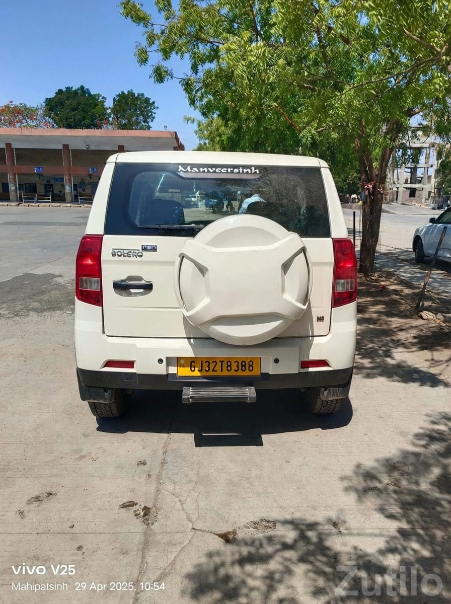 White Mahindra TUV300 Commercial SUV - Cars - Upleta - Image 3