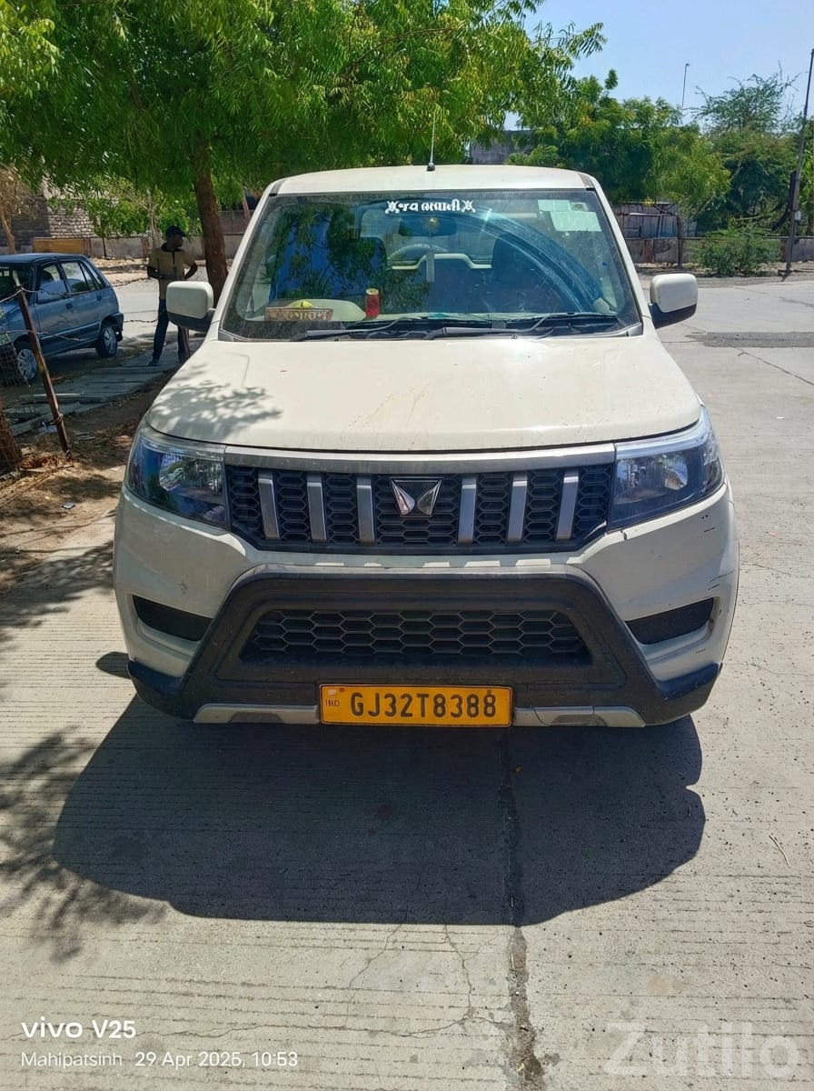 White Mahindra TUV300 Commercial SUV - Cars - Upleta - Image 4