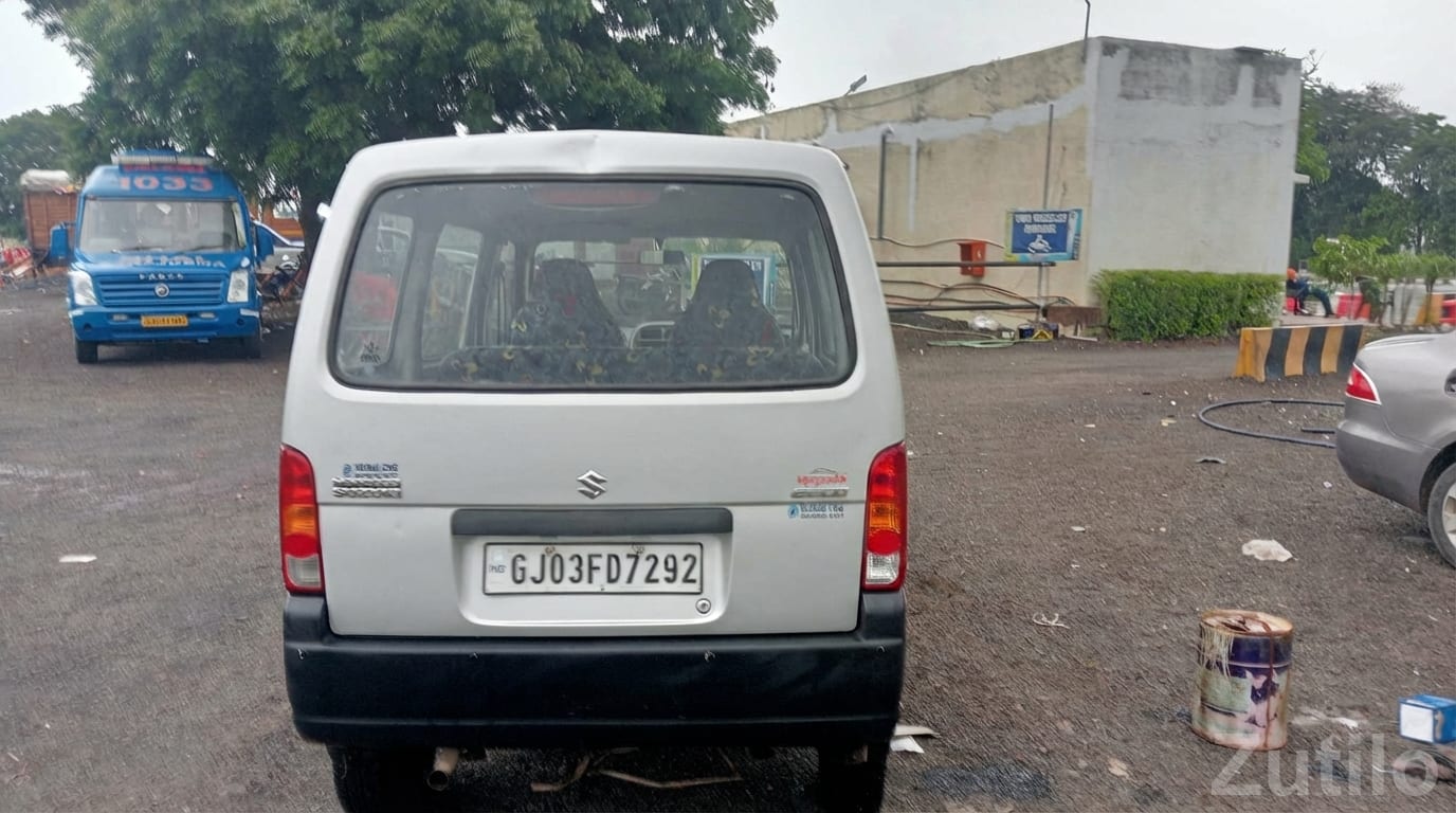 Maruti Suzuki Eeco Silver 7 Seater Van