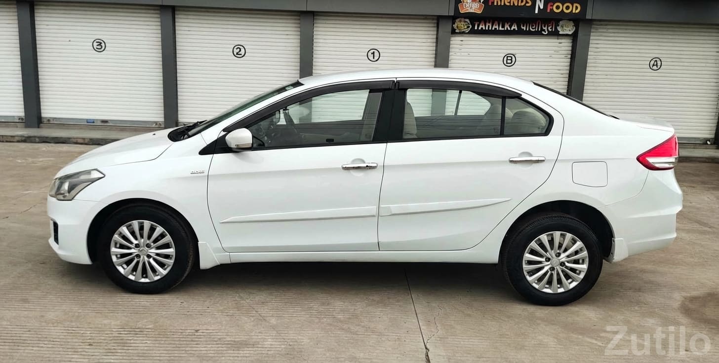 White Ciaz ZXI+ Sedan in Excellent Condition