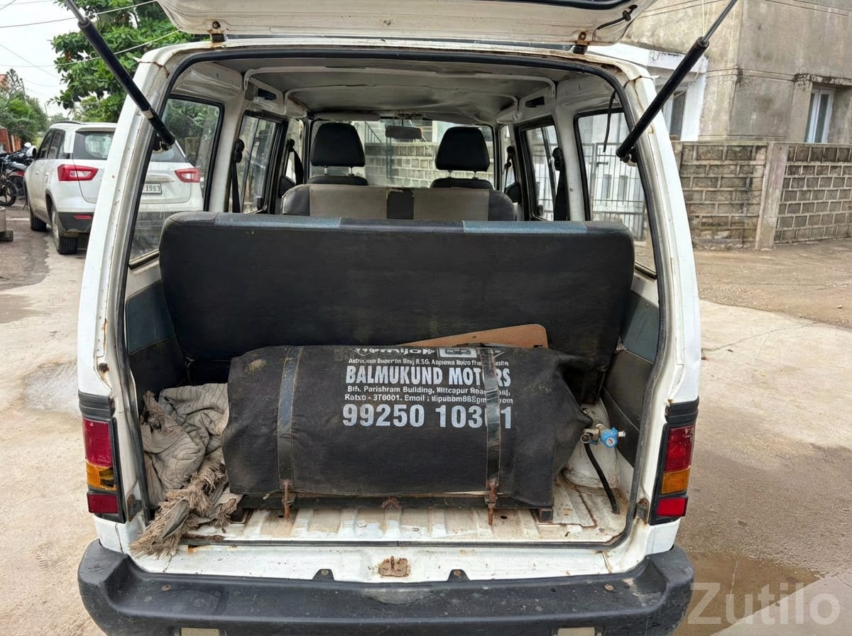 Used Maruti Omni Van with Roof Carrier - કાર - માંડવી - Image 4