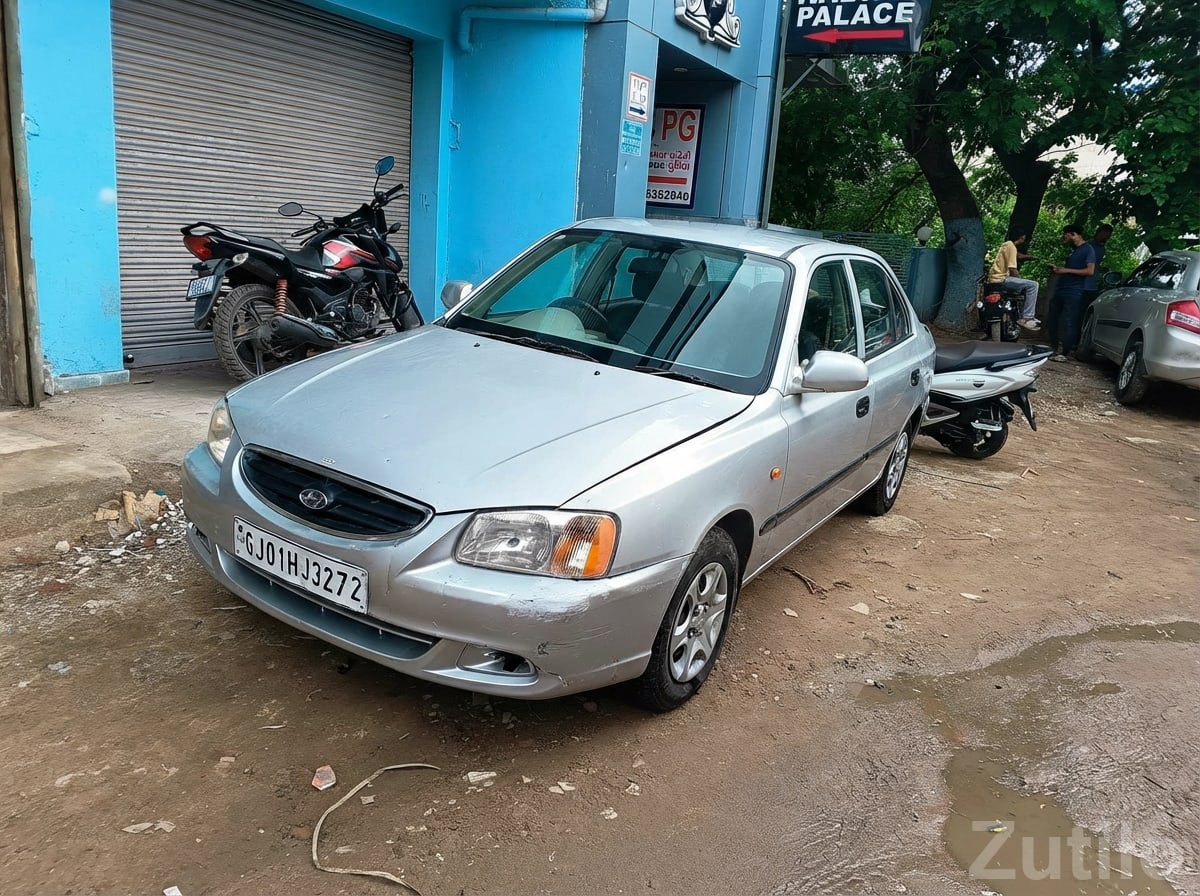 Hyundai Accent Silver Sedan Car - Cars - Ahmedabad City - Image 3
