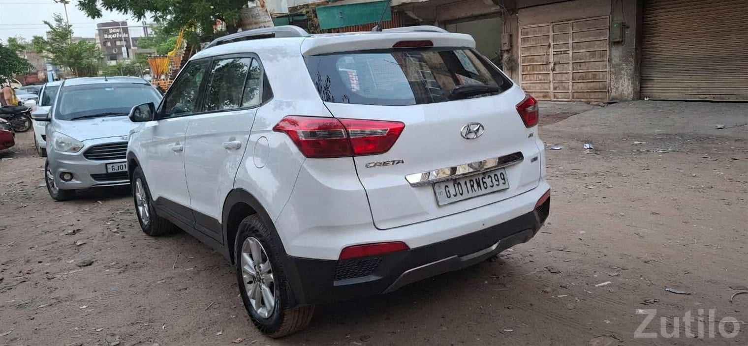Hyundai Creta 2015 SX White SUV - કાર - અમદાવાદ શહેર - Image 4