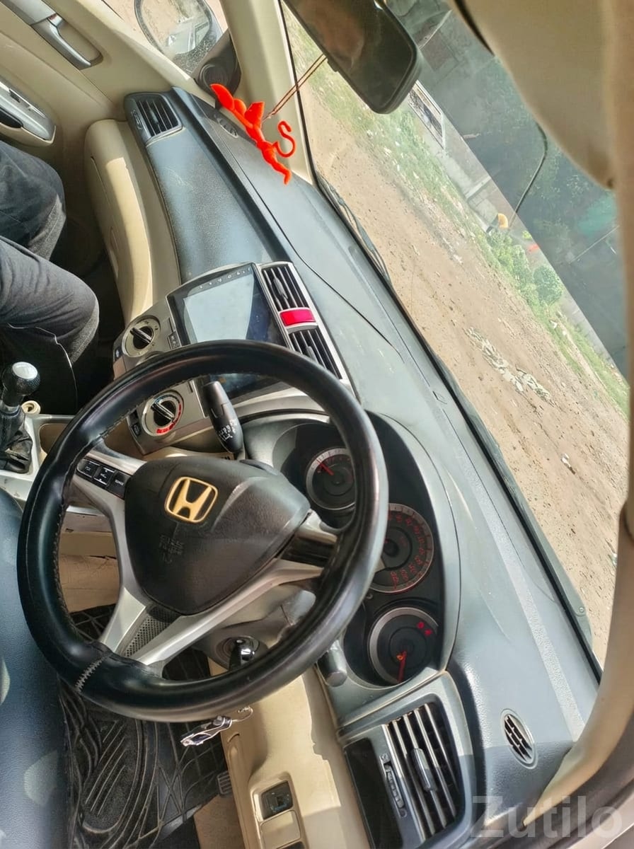 Honda City i-VTEC With Touchscreen Media Honda City i-VTEC With Touchscreen Media