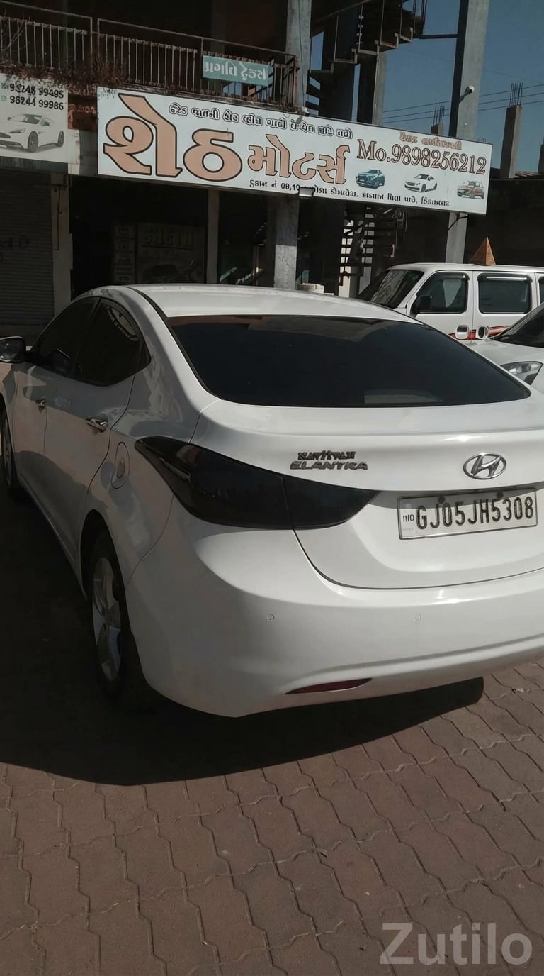 Hyundai Elantra White Wedding Car - કાર - હિંમતનગર - Image 2