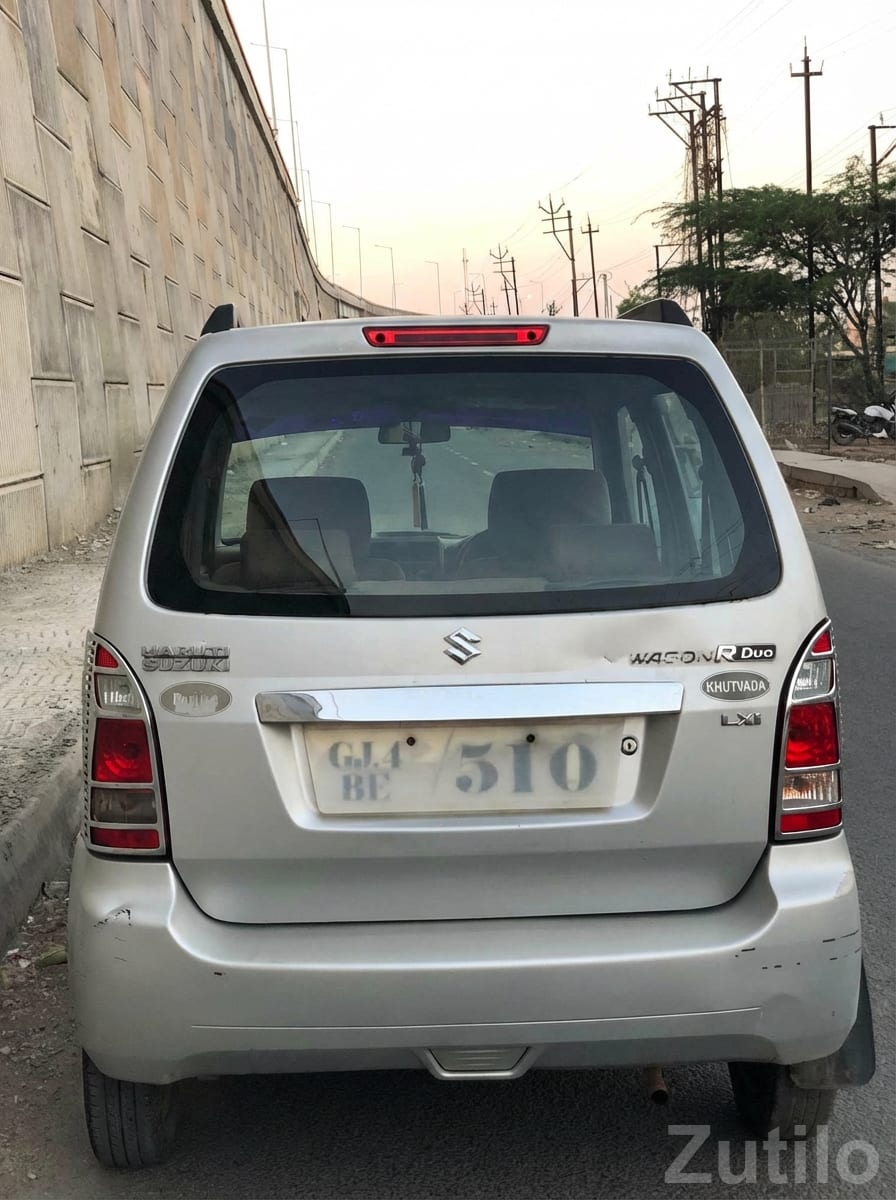 Maruti WagonR 2011 Silver, 31k km Only - Cars - Mahuva - Image 4