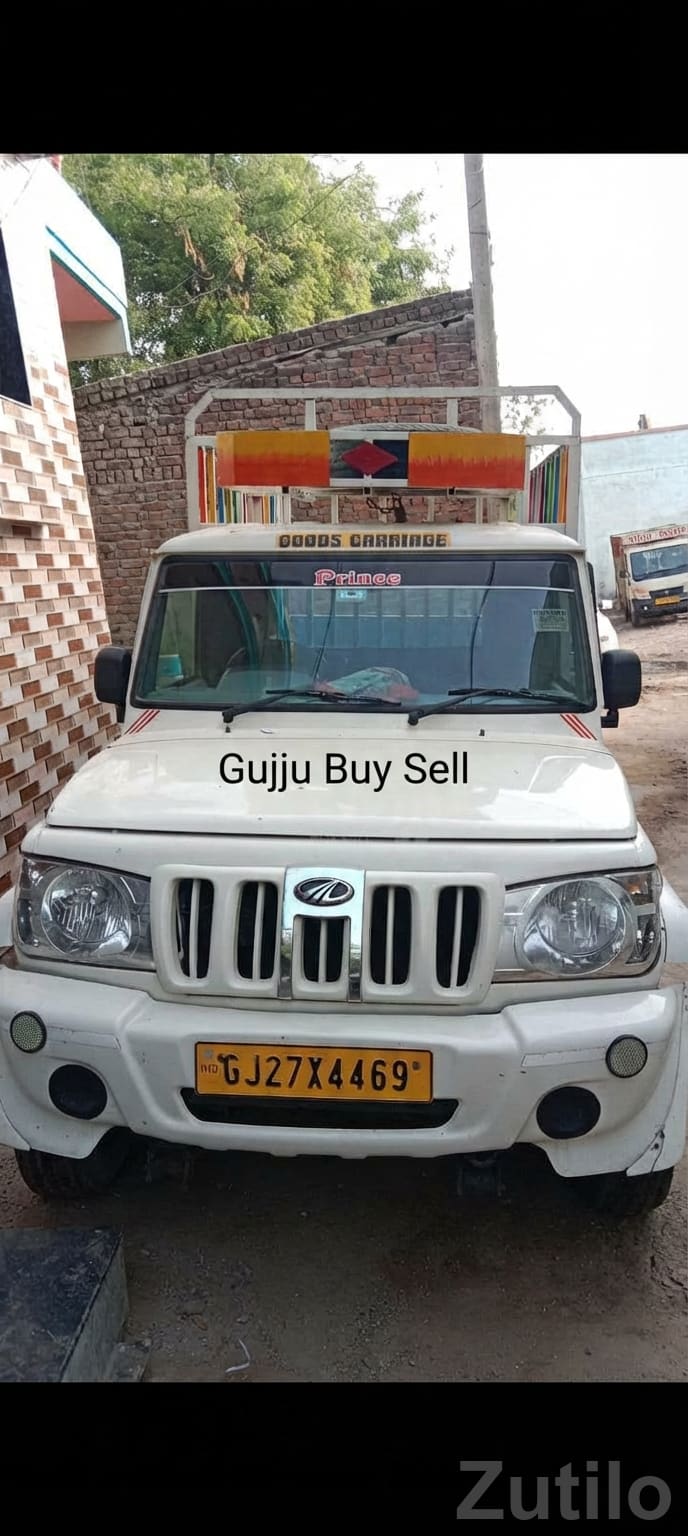 Mahindra Bolero Maxi Truck Plus White - Cars - Kadi - Image 3