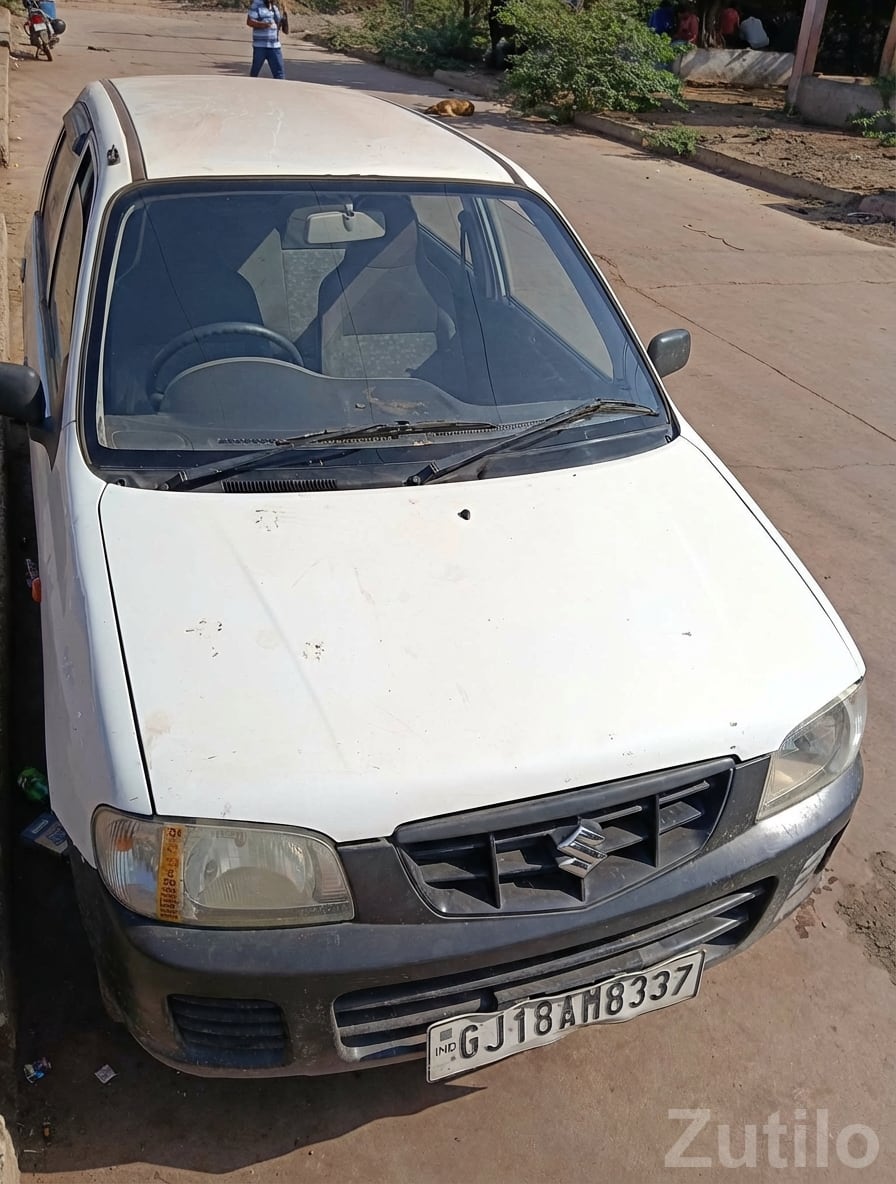 White Maruti Alto 800 – Reliable City Car - Cars - Mundra - Image 4
