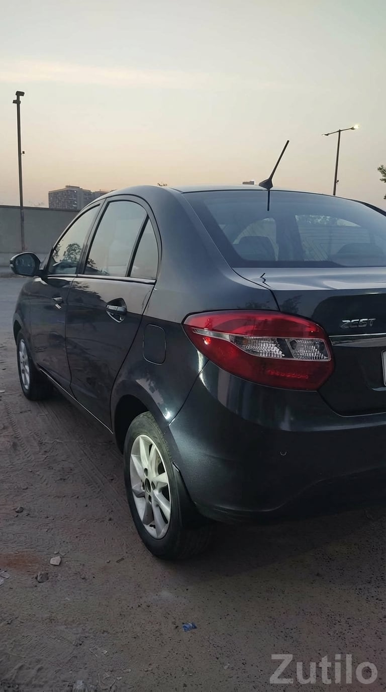 Tata Zest Grey Sedan in Good Condition Tata Zest Grey Sedan in Good Condition