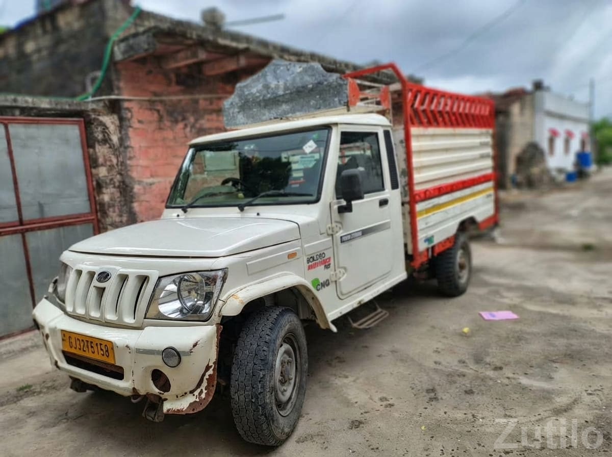 Mahindra Bolero CNG Cargo Truck - કાર - રાજકોટ શહેર - Image 2